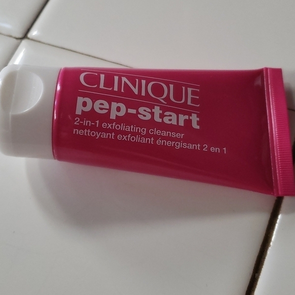 Clinique 3pc bundle - Picture 4 of 5